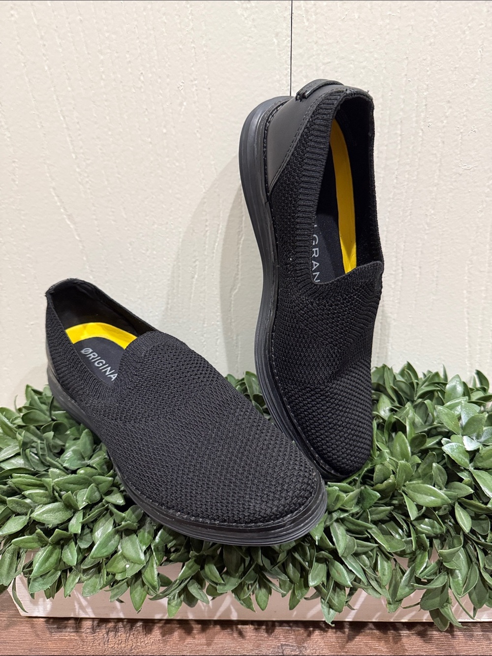 Cole Haan Women's Original Grand
Cloudfeel Meridian Black Knit Loafers Sz 7 NWOT